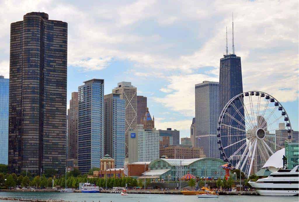 chicago-illinois-skyline-skyscrapers-161963 (1)