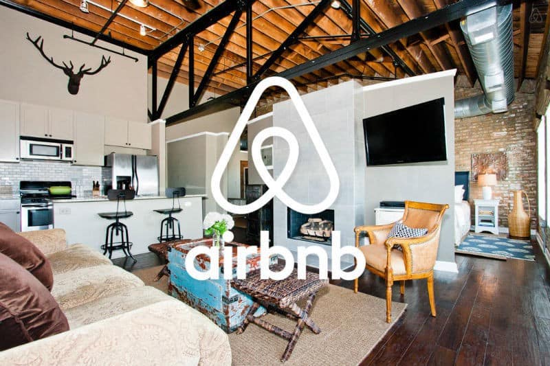 AirBnB logo 