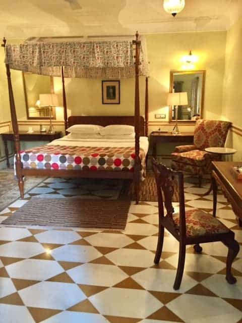 Samode haveli room