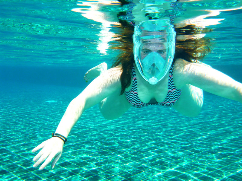 eileen underwater jetwing lagoon sri lanka