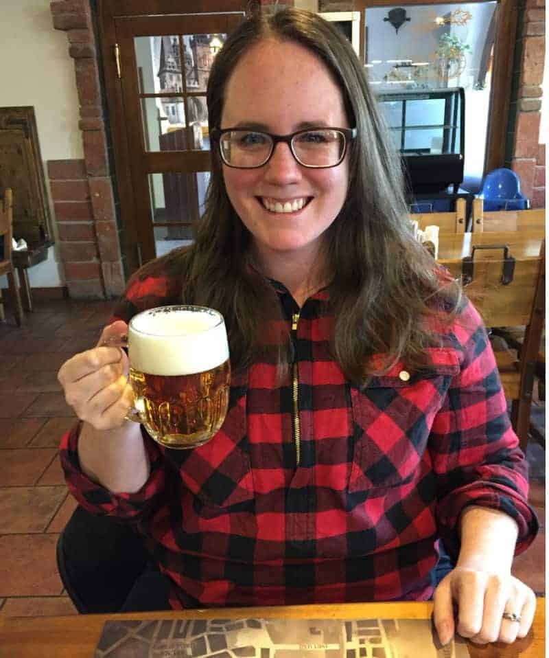 eileen drinking pilsner in prague