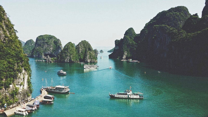 vietnam-halong-bay-58597