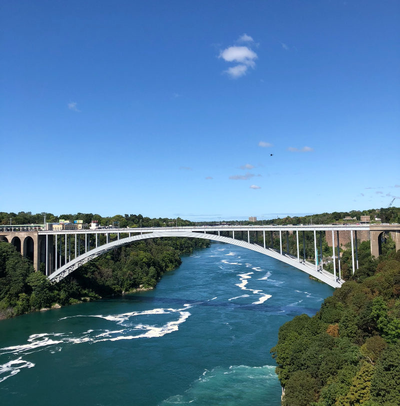 bridge over niagara falls